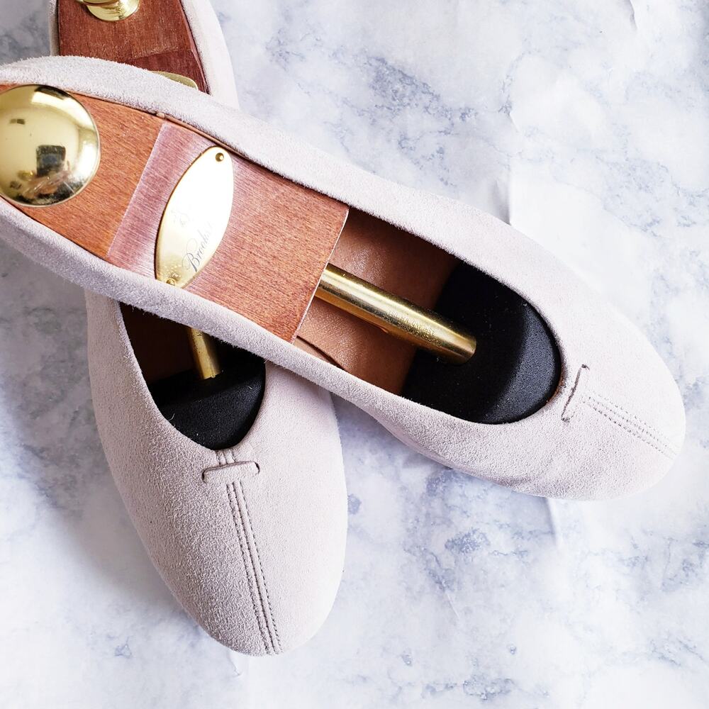 l'intervalle  Cisante Suede Flat in  Pale Lilac‎ NWOT Made in Spain Size 38 US 8